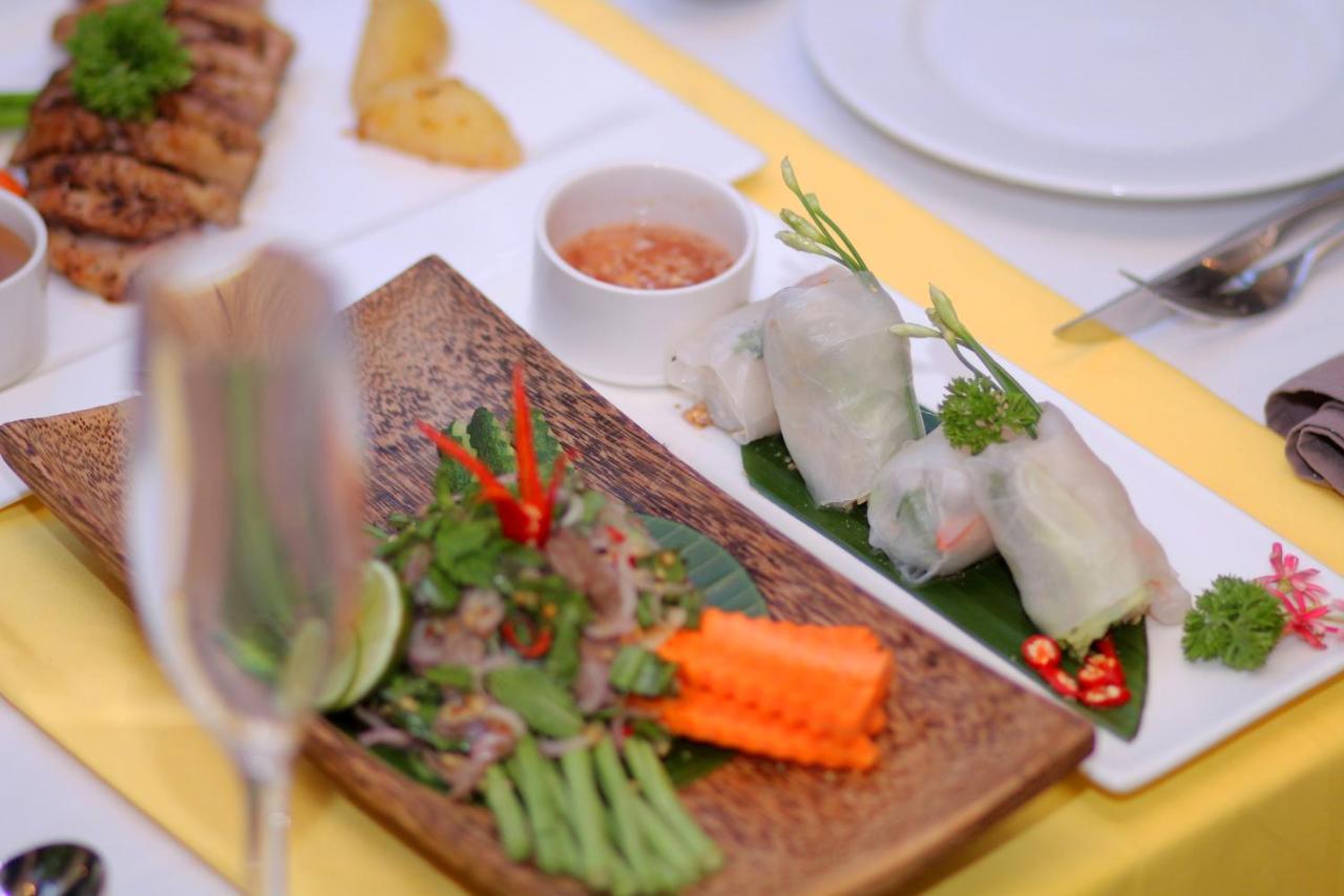 Sarina Hotel & Villa Phnom Penh Dış mekan fotoğraf